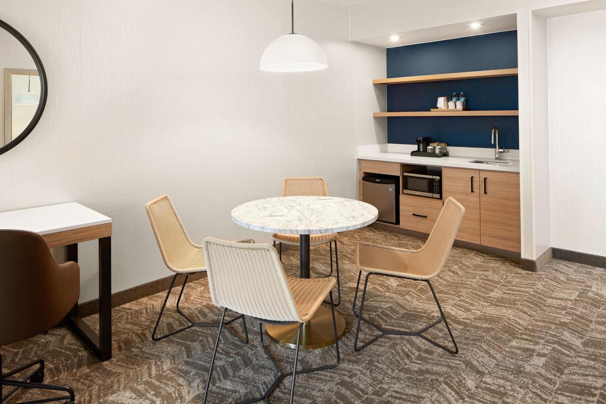 Springhill Suites By Marriott Virginia Beach Oceanfront Екстериор снимка